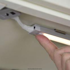 alata hr BLACK+DECKER Komplet led rasvjete ispod ormara s 3 trake toplo bijela 9" LBTTJX710